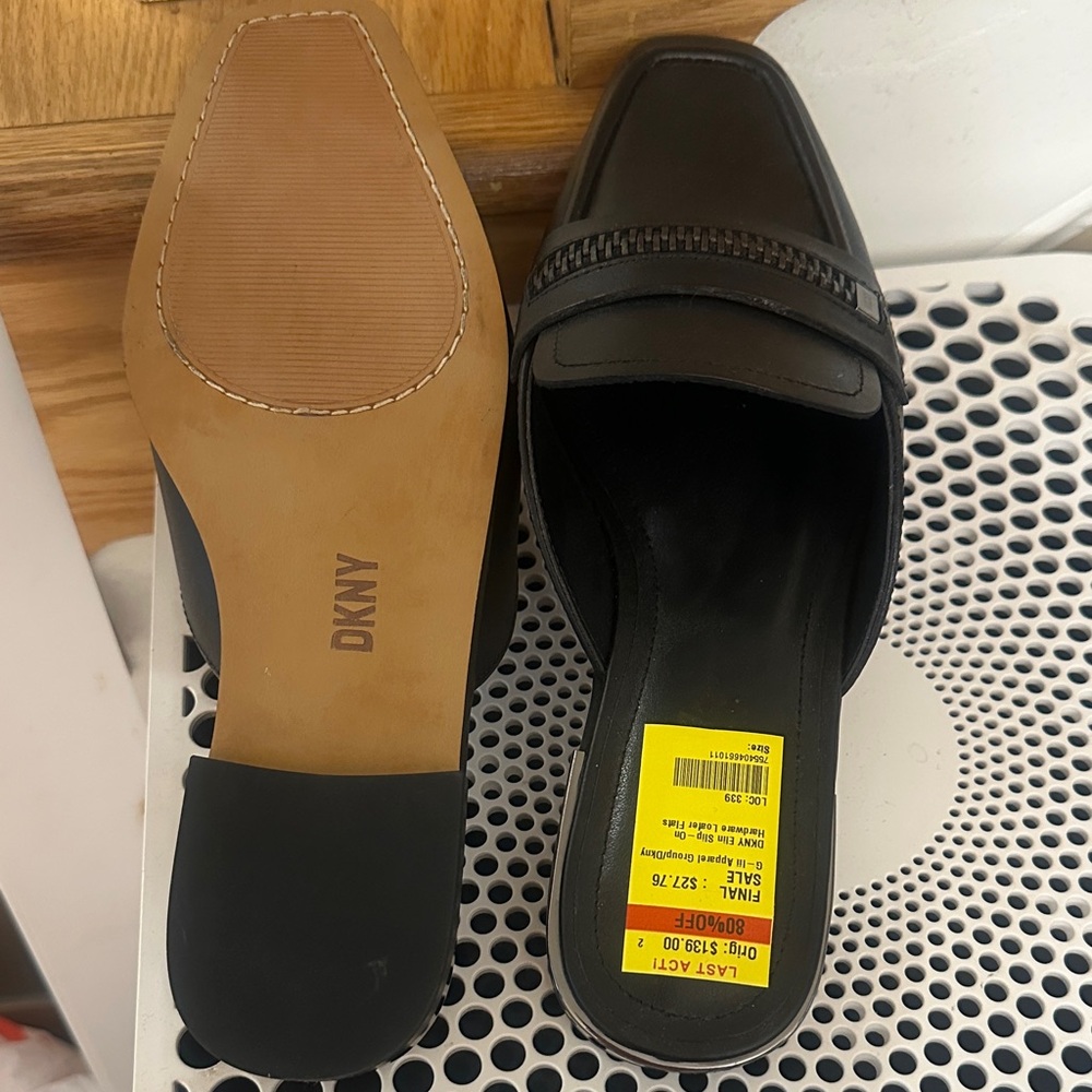 Dkny Black Leather Slip-On Mule with Braided Accent size 7.5M